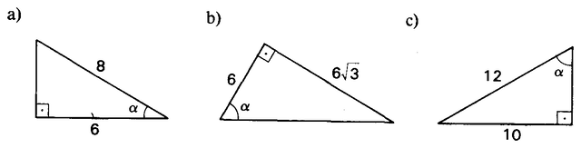Três triângulos retângulos com o ângulo α.