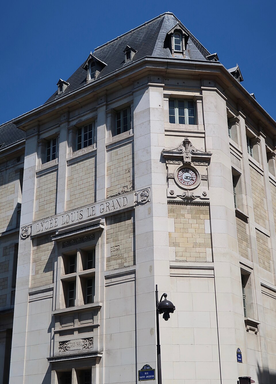 O colégio Louis-le-Grand, em Paris, onde Galois estudou de 1823 a 1829.