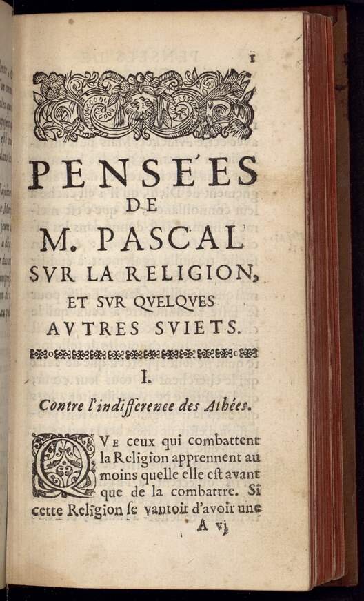 A primeira página dos *Pensamentos* num exemplar de uma contrafação, uma edição pirata copiada da edição de 1670. O primeiro capítulo se chama “Contra a indiferença dos ateus”.