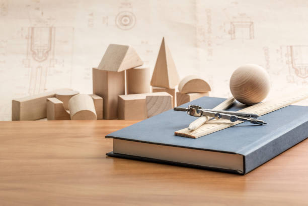 Os *Elementos* de Euclides, a obra mais famosa da geometria.